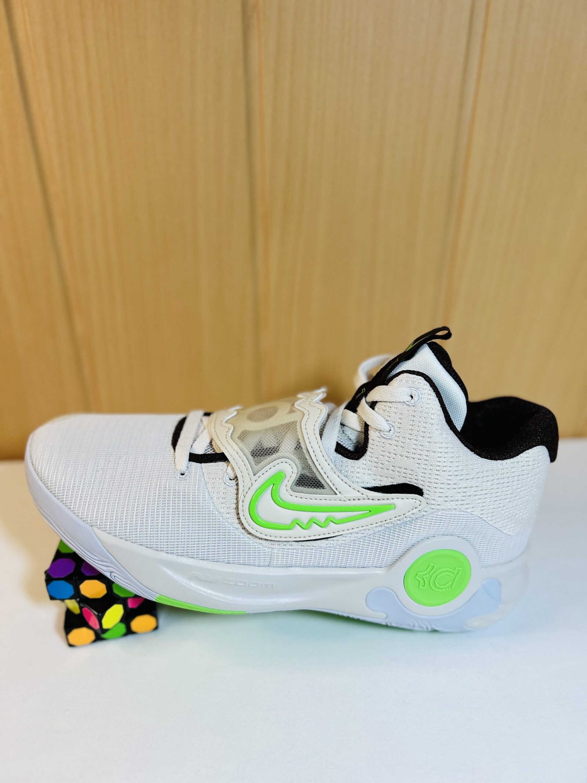CHAUSSURES DE BASKETBALL BLANC -KD TREY 5 X - POINTURE 47,5